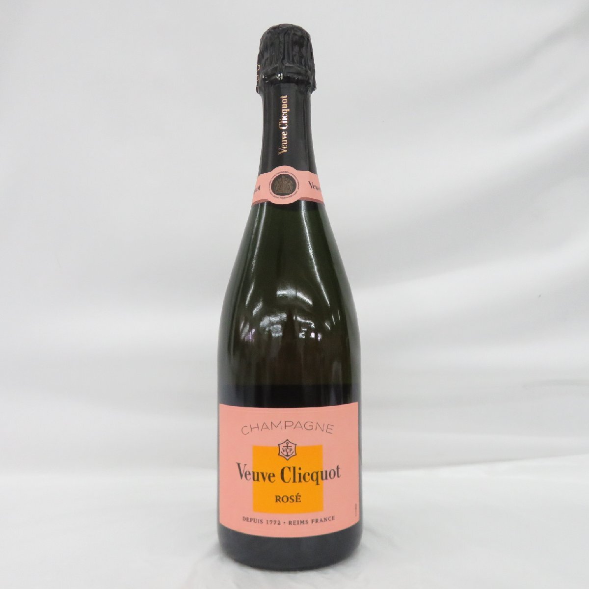 【未開栓】Veuve Clicquot ヴーヴ・クリコ ロゼ ブリュット シャンパン 750ml 12.5％ 888103723 0423の画像1