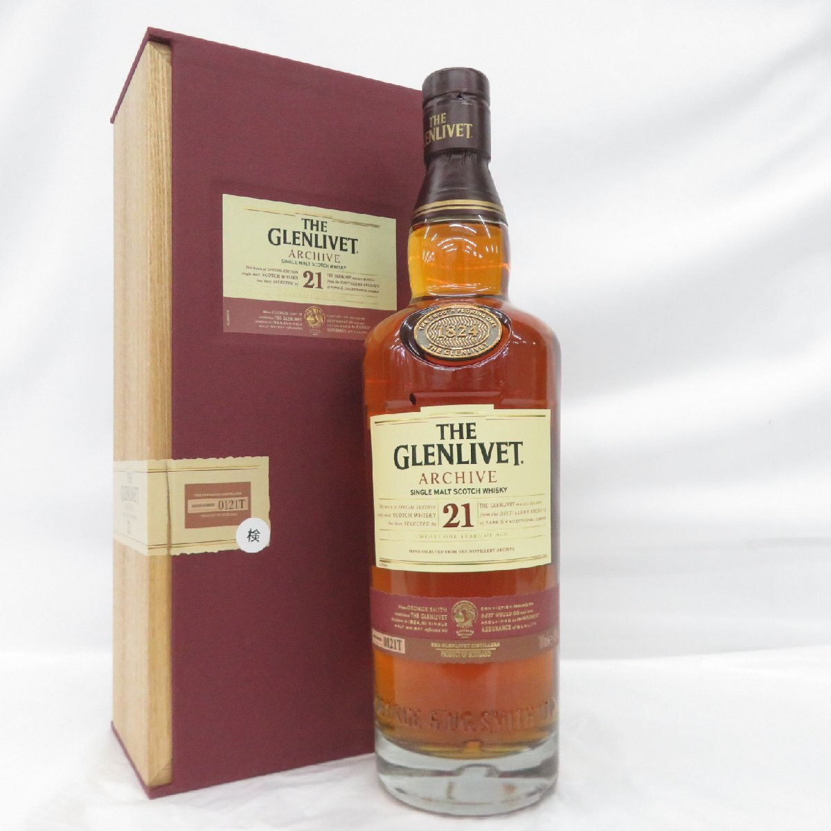 【未開栓】THE GLENLIVET ザ・グレンリベット 21年 アーカイブ ウイスキー 700ml 43% 箱付 11556209 0426の画像1