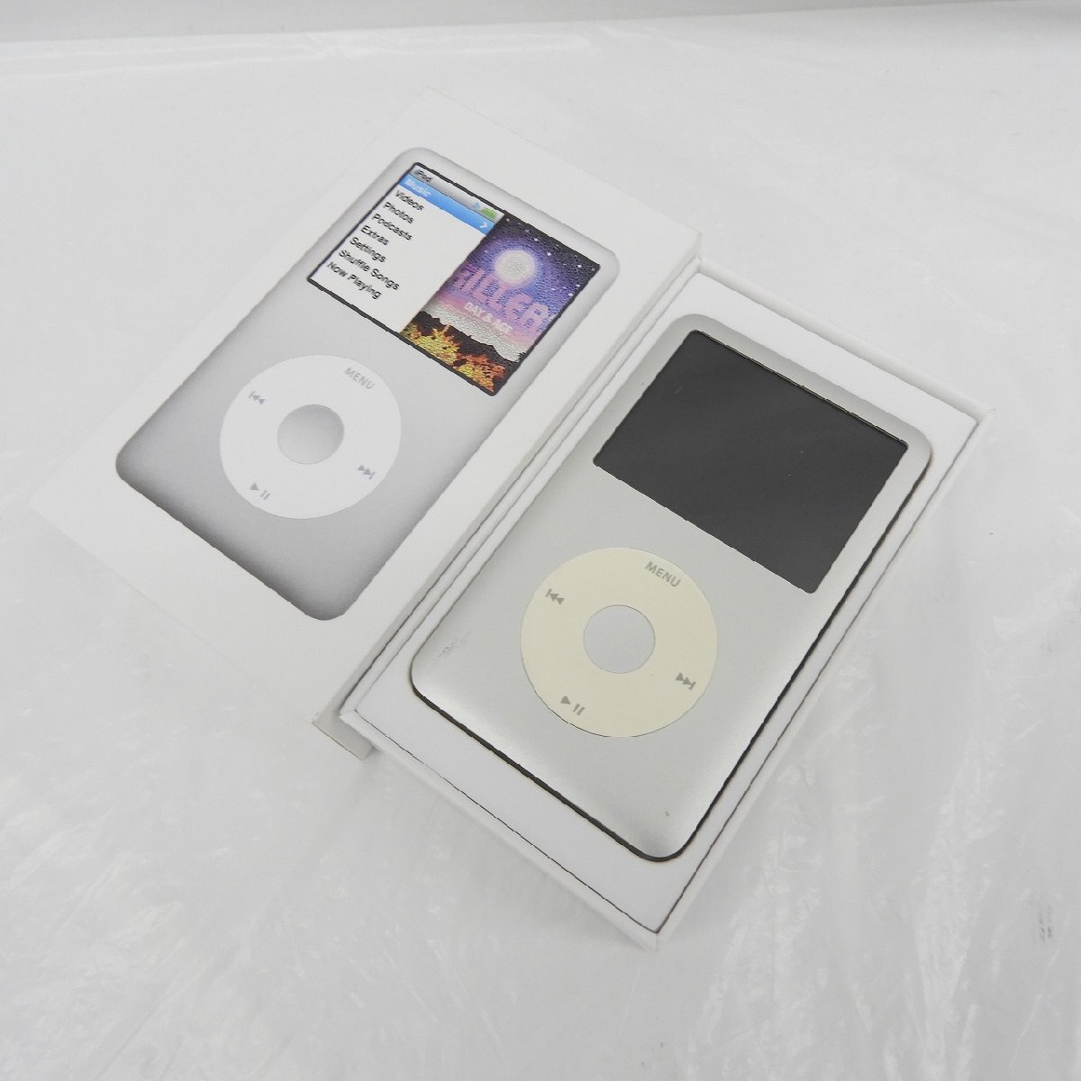 【中古品】Apple アップル デジタルオーディオプレーヤー iPod classic MC293J/A シルバー 160GB 11562764 0430の画像1