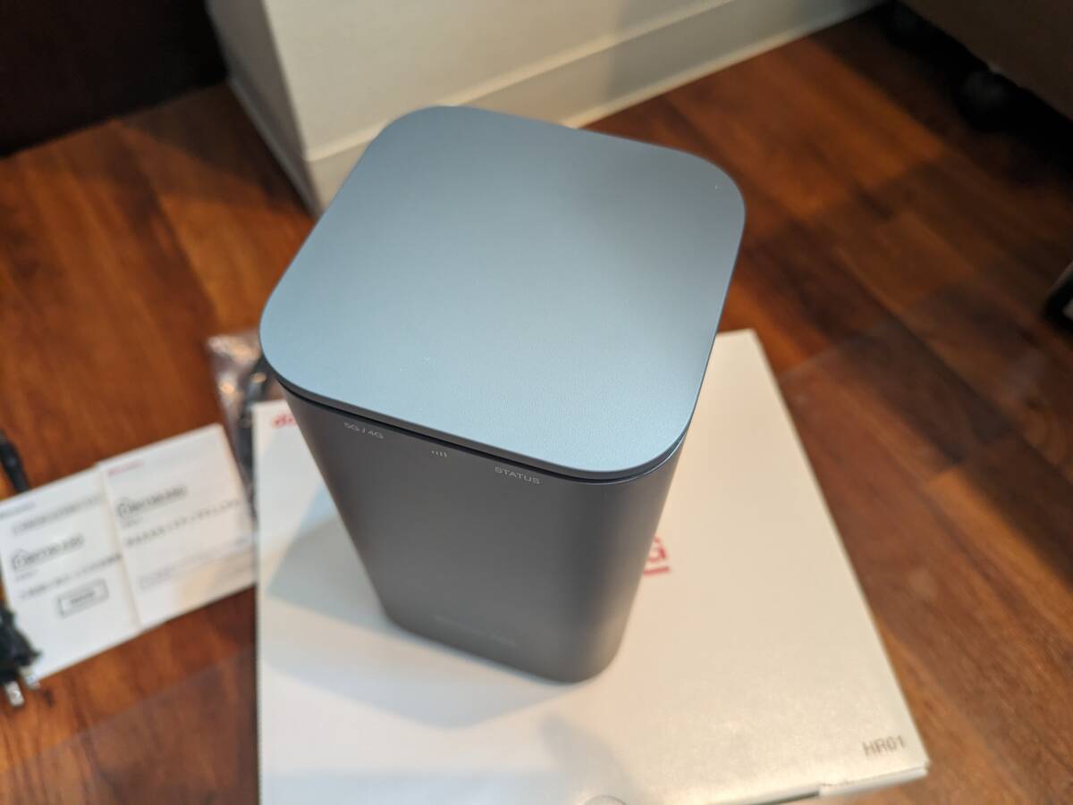 NTTドコモ home 5G HR01 ダークグレー docomo wifi ホームルーター 無線LAN ルーター Wi-Fi SHARP シャープ_画像5