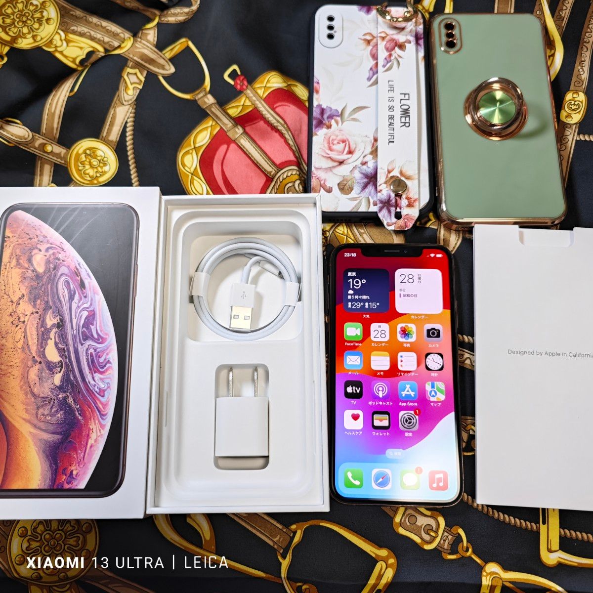 iPhone Xs 64GB ゴールド SIMフリー 美品 おまけ