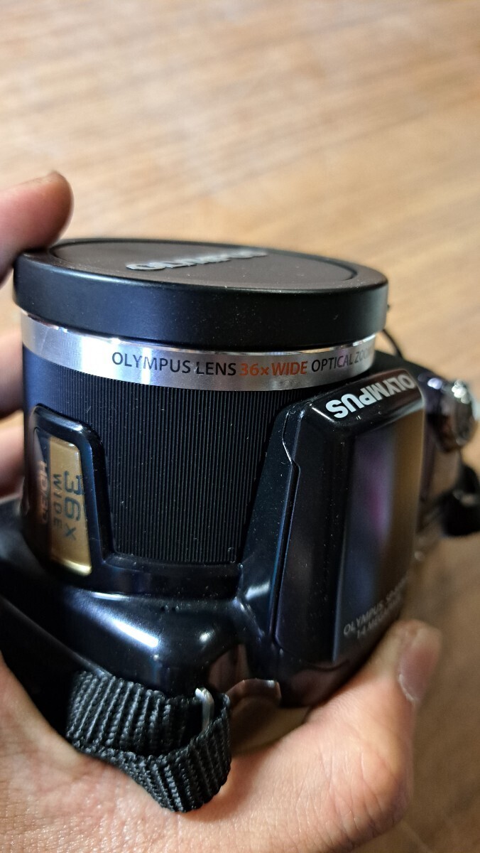 OLYMPUS オリンパス デジタルカメラ カメラ SP-810UZ レンズキャップ ケース付きの画像3