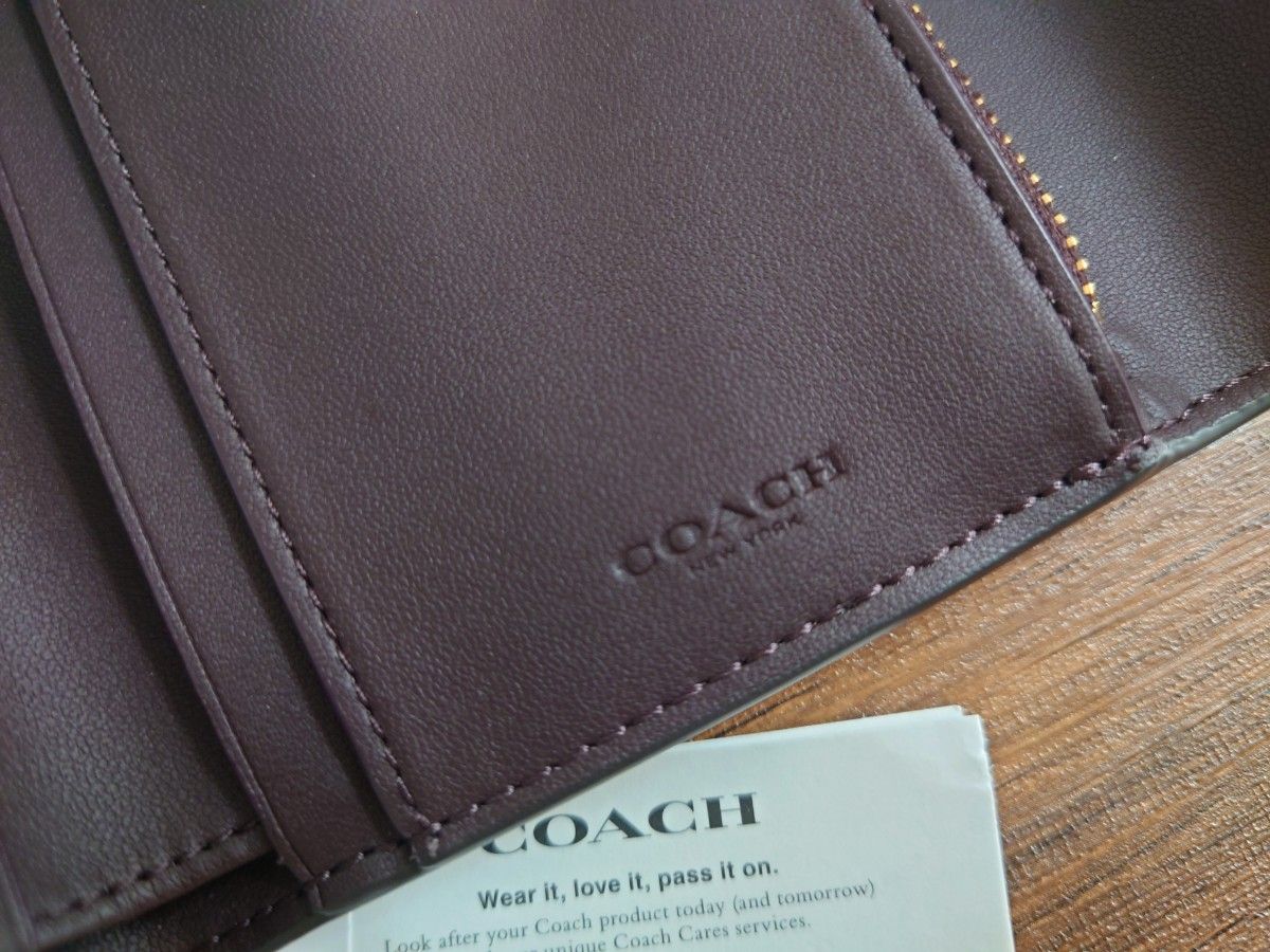 購入時価格相談可能　新品　未使用　コーチ COACH 財布 二つ折り財布 シグネチャー スモール　レザー コンパクト ウォレット