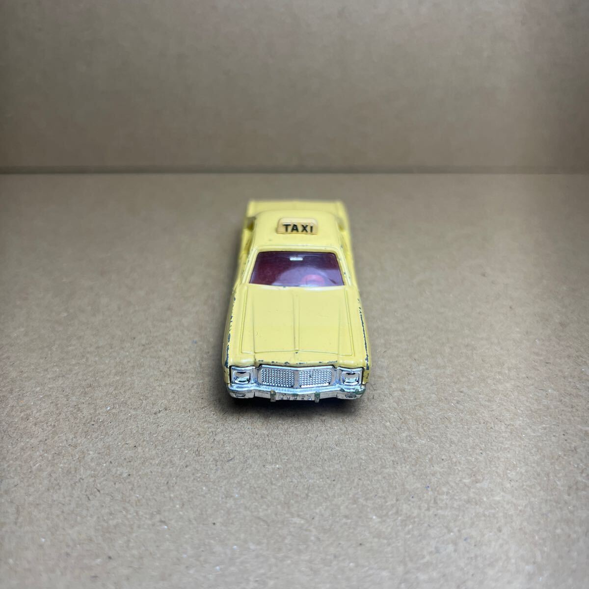 日本製 トミカ 青箱 F9 ダッジコロネット カスタム タクシーの画像3