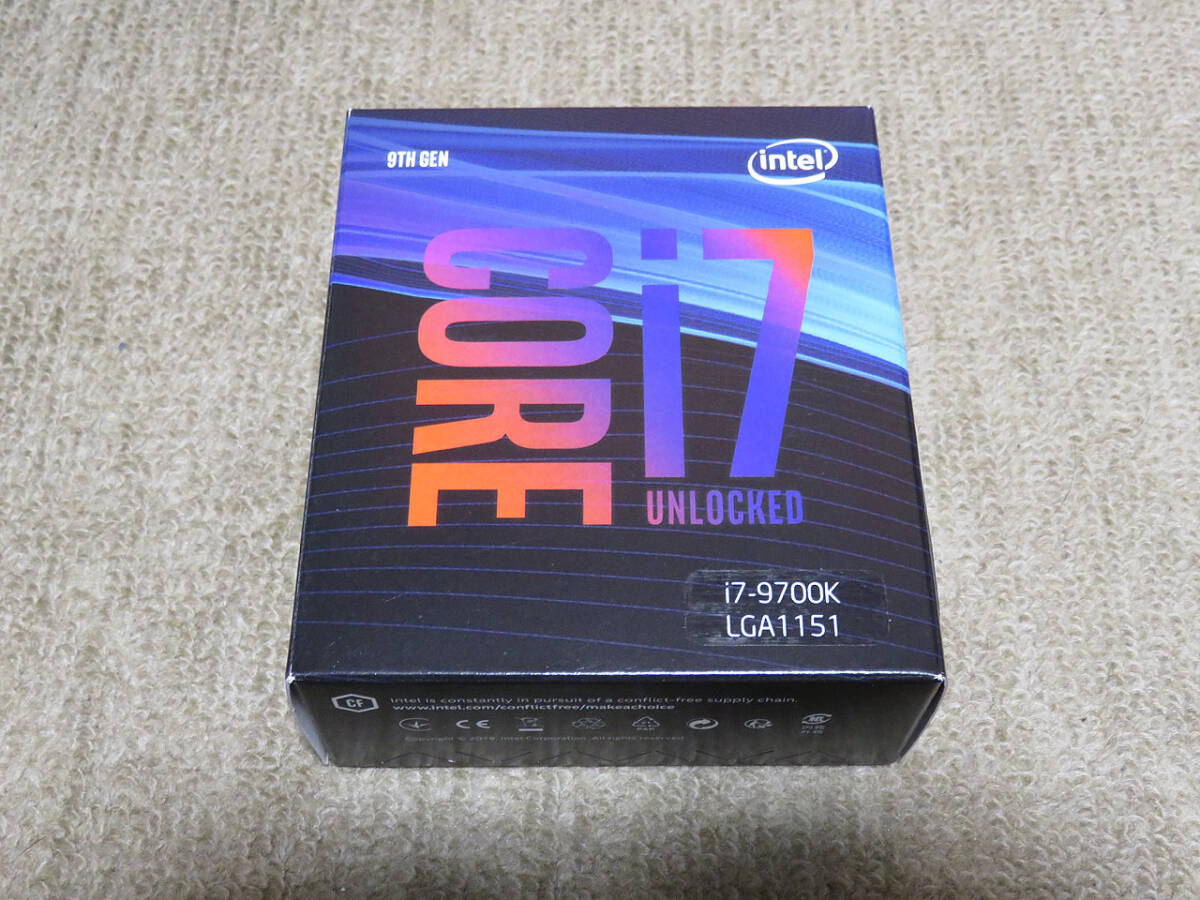 中古 Intel Corei7-9700K BX80684I79700K BOX 3.60GHz SRELT LGA1151 第9世代 CPU FAN付の画像1