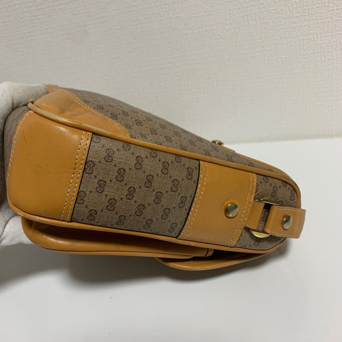 希少　美品　GUCCI グッチ　マイクログッチ　ヴィンテージ　レザー　ショルダーバッグ　ブラウン ターンロック_画像5