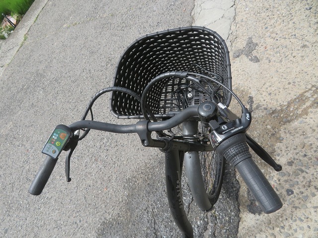 Y☆Airbike エアバイク 26インチ 6段変速ギア 電動自転車 充電器付の画像2