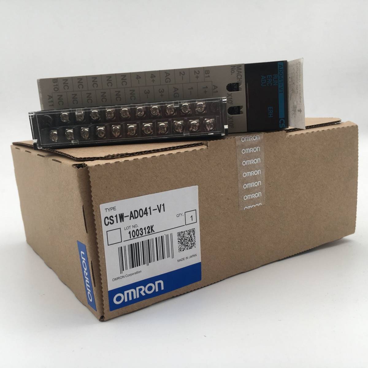 新品 OMRON/オムロン CS1W-AD041-V1 アナログ入力ユニット【保証】