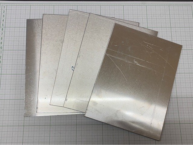 【5枚セット】アルミ合金 A3004 アルミ板 端材 200×150×2.5mm  複数枚対応可能【レターパックライト370円】《200-150-2.5RL》の画像1