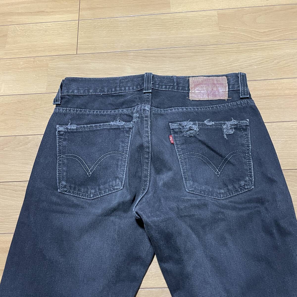 O-19 リーバイス511 SKINNY（メキシコ製） サイズW32！USED加工 ブラックデニムの画像9