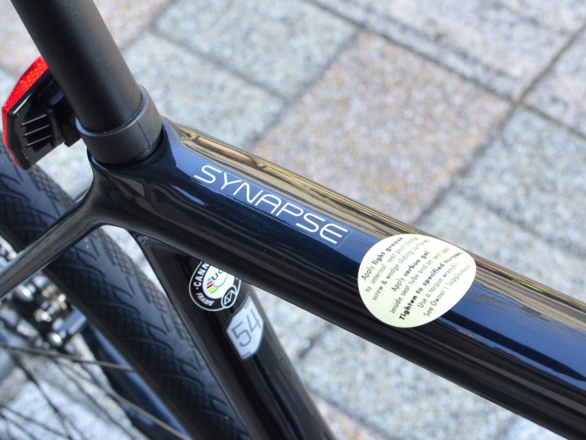 新品同様 54 Cannondale キャノンデール Synapse Carbon Disc 105 シナプス カーボン ロードバイク 完成車 油圧ディスクブレーキ 自転車の画像10