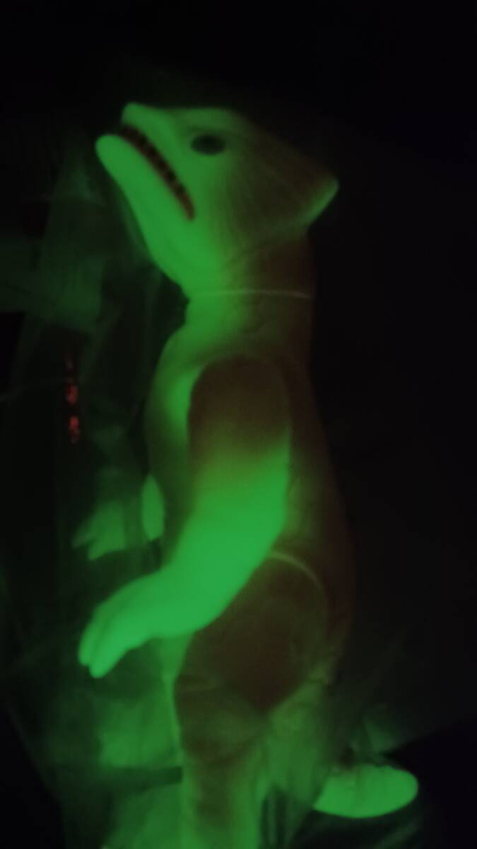 M1号 ソフビ「ピーター カスタム オーダー カラー」蓄光タイプ 袋入り 未開封品 新品 ベアモデル ブルマァク マーミット 世紀の大怪獣 天国の画像6