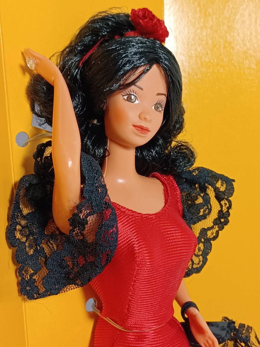 MATTEL「SPANISH Barbie」1期 箱入り 極美品 SPAIN マテル スパニッシュ バービー スペイン 世界旅行 民族衣装 Barbie of the Worldの画像3