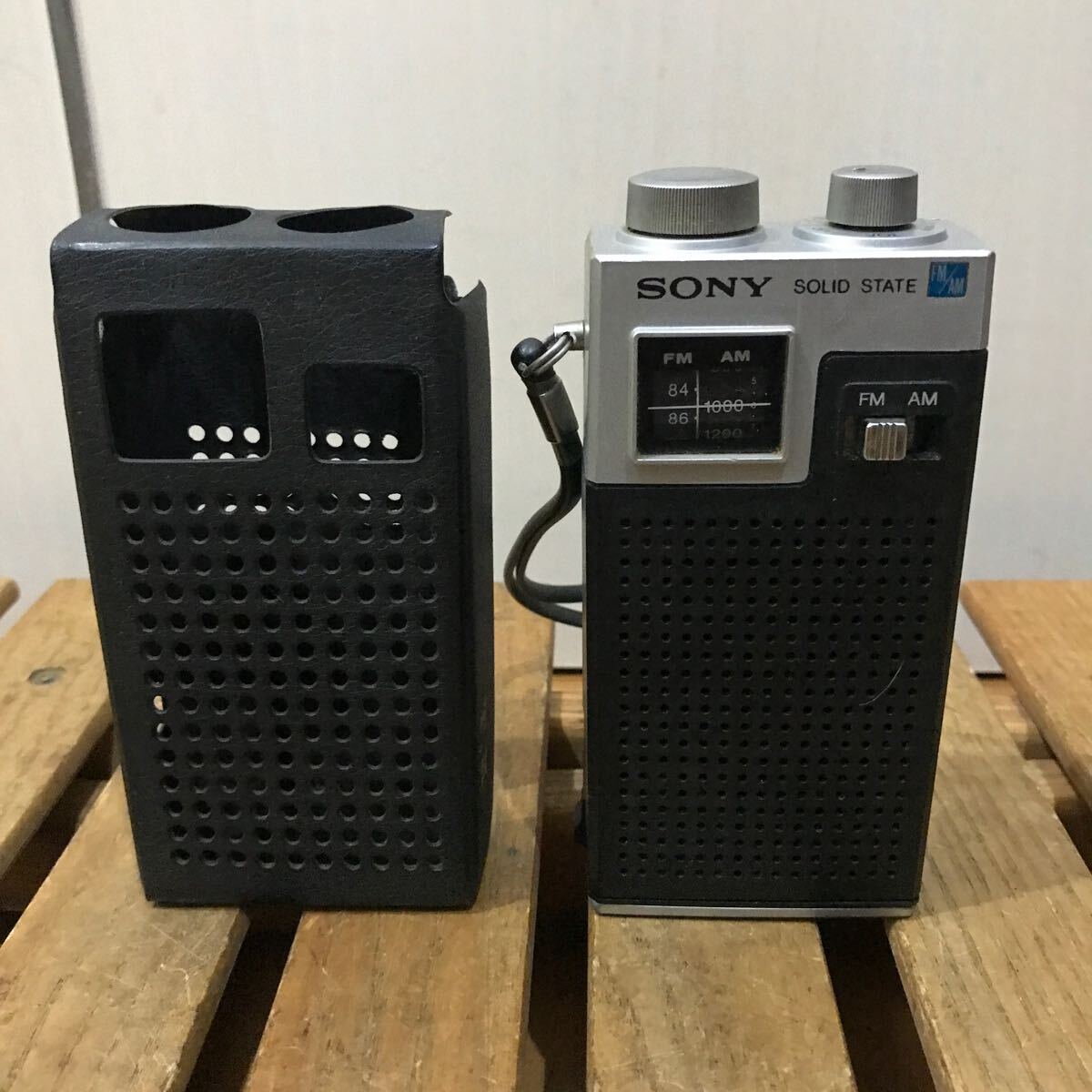 美品 SONY TFM-4500 AM/FM ソニー ラジオ ビンテージ！の画像1