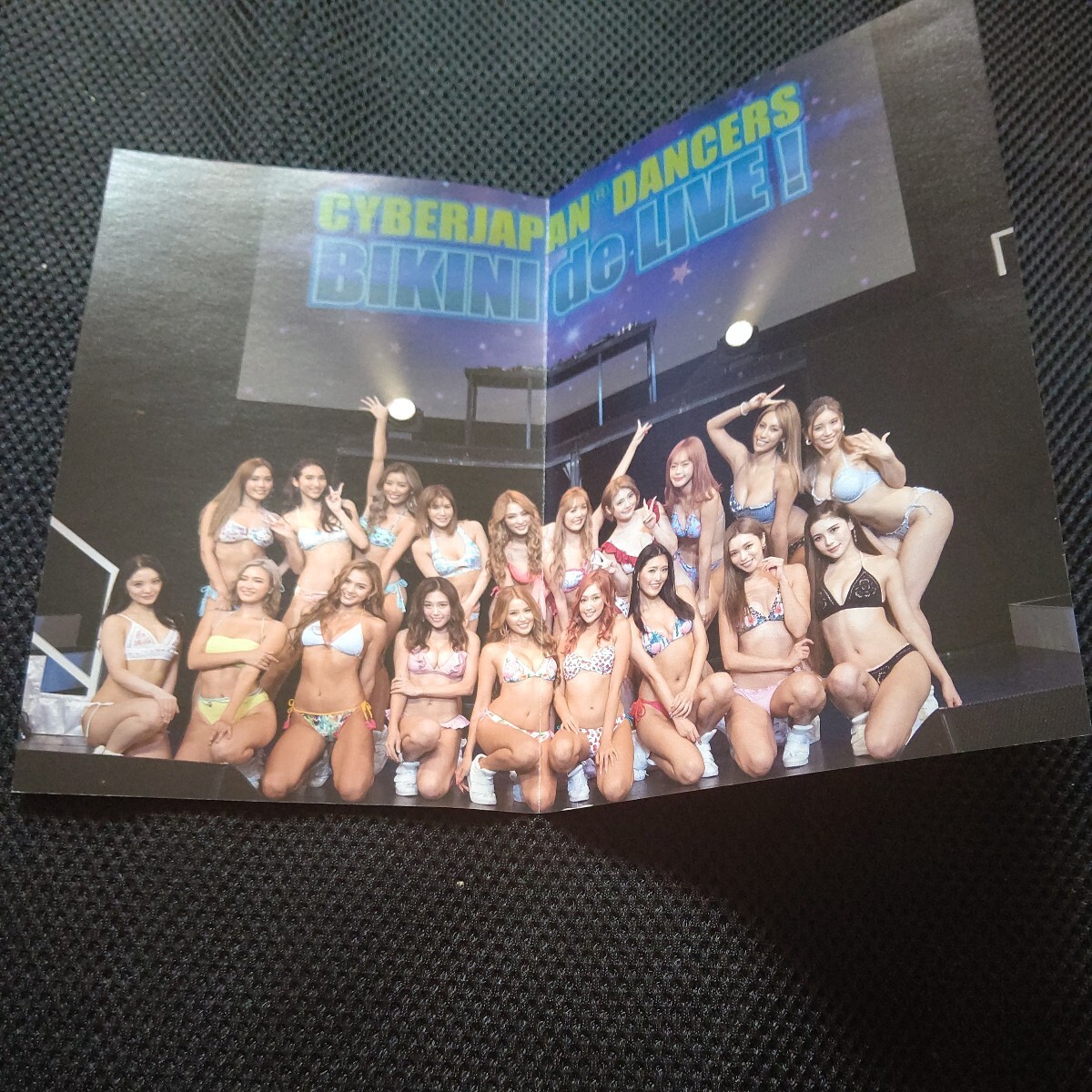 BIKINI de LIVE 2019! (Photobook盤 [初回限定盤]) DVD CYBERJAPAN DANCERSの画像3