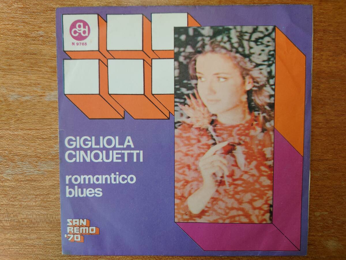 ジリオラ・チンクエッティ GIGLIOLA CINQUETTI/romantico blues■イタリア盤 7インチ/N9765/シングル盤/サンレモ70_画像2