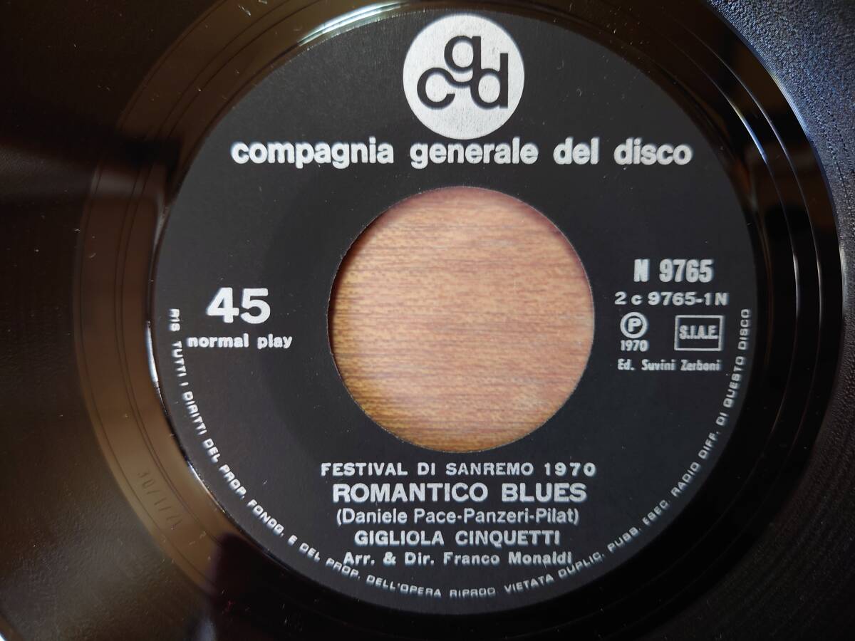 ジリオラ・チンクエッティ GIGLIOLA CINQUETTI/romantico blues■イタリア盤 7インチ/N9765/シングル盤/サンレモ70_画像4