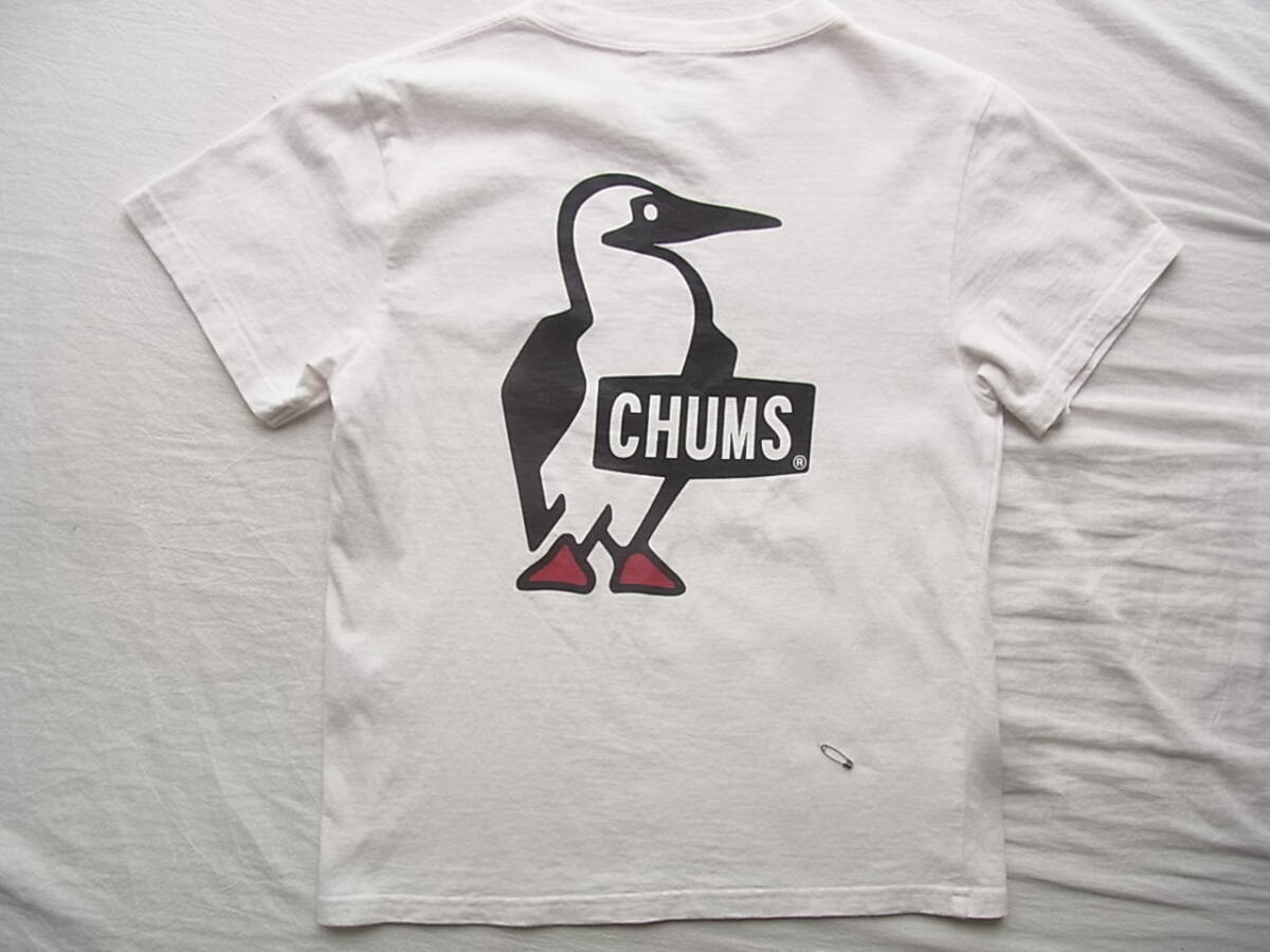CHUMS チャムス バックプリント　Tシャツ　サイズ XS 　ホワイトベース 薄く汚れ有り_画像2