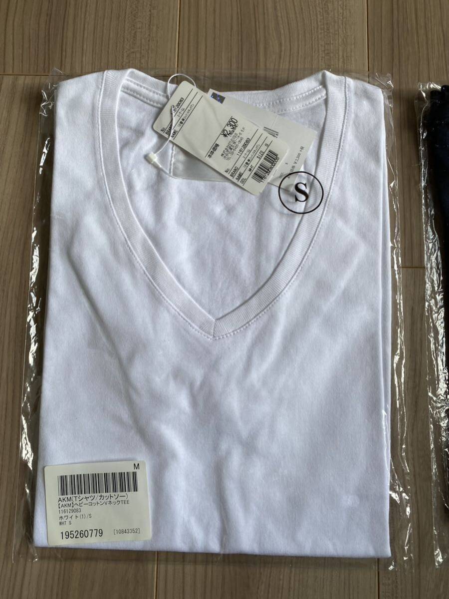 新品AKM　メンズVネックTシャツ 白×ネイビー　S size 2枚セット_画像2