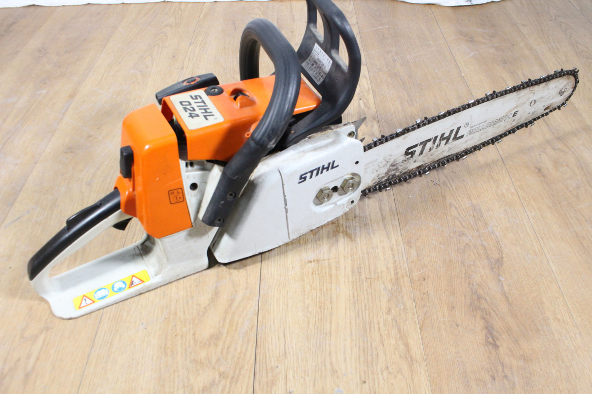 【ト静】 ★ STIHL スチール エンジン チェーンソー 024 切断機 電動工具 中古現状品 詳細画像参照 動作未確認 現状販売 GC641GCG75の画像2