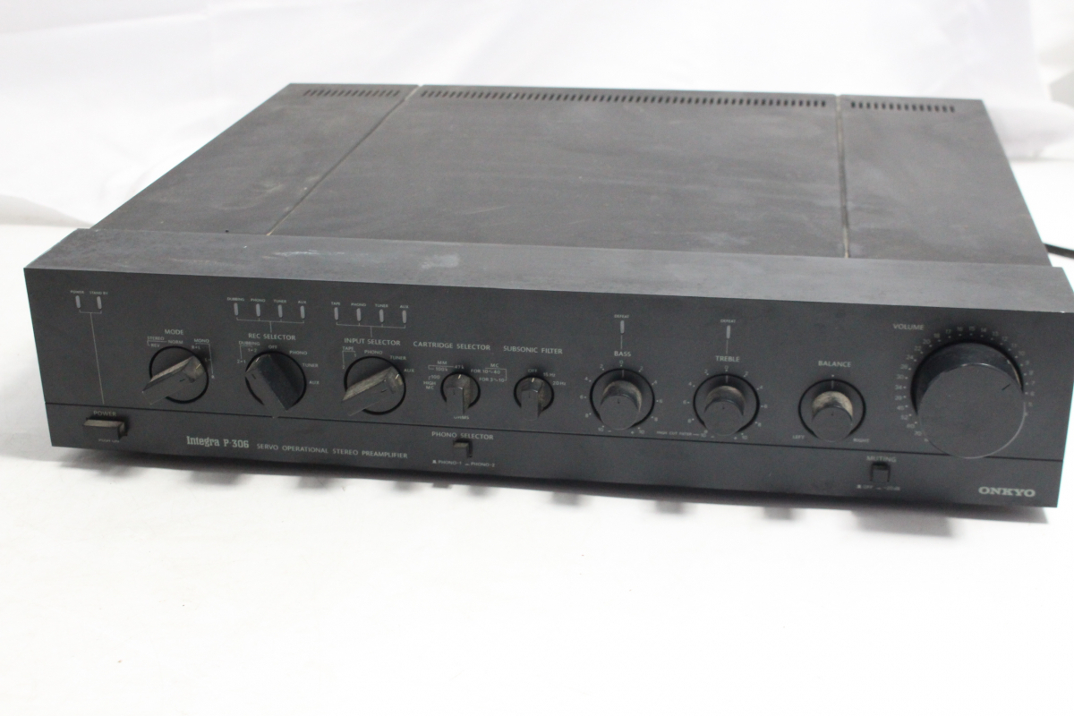 [to quiet ] * ONKYO Onkyo Integra P-306 pre-amplifier sound equipment used present condition goods picture reference electrification only has confirmed GAZ01GCG66