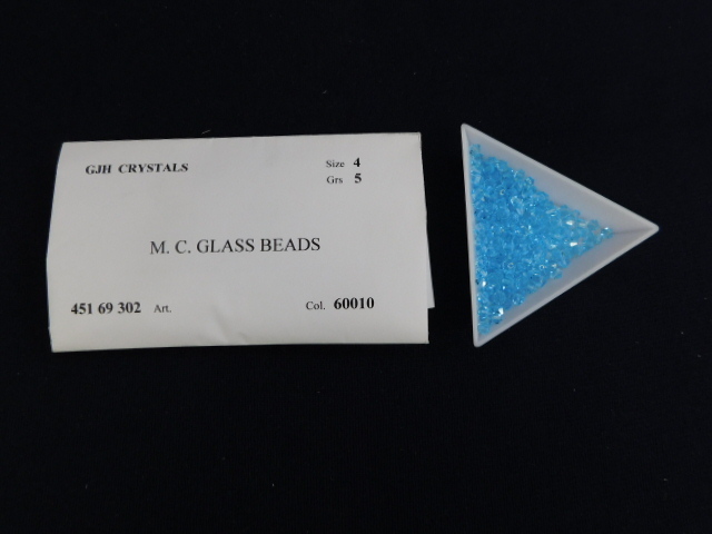 2901△未使用 チェコビーズ M.C.GLASS BEADS ブルー系 GJH CRYSTAL_画像1