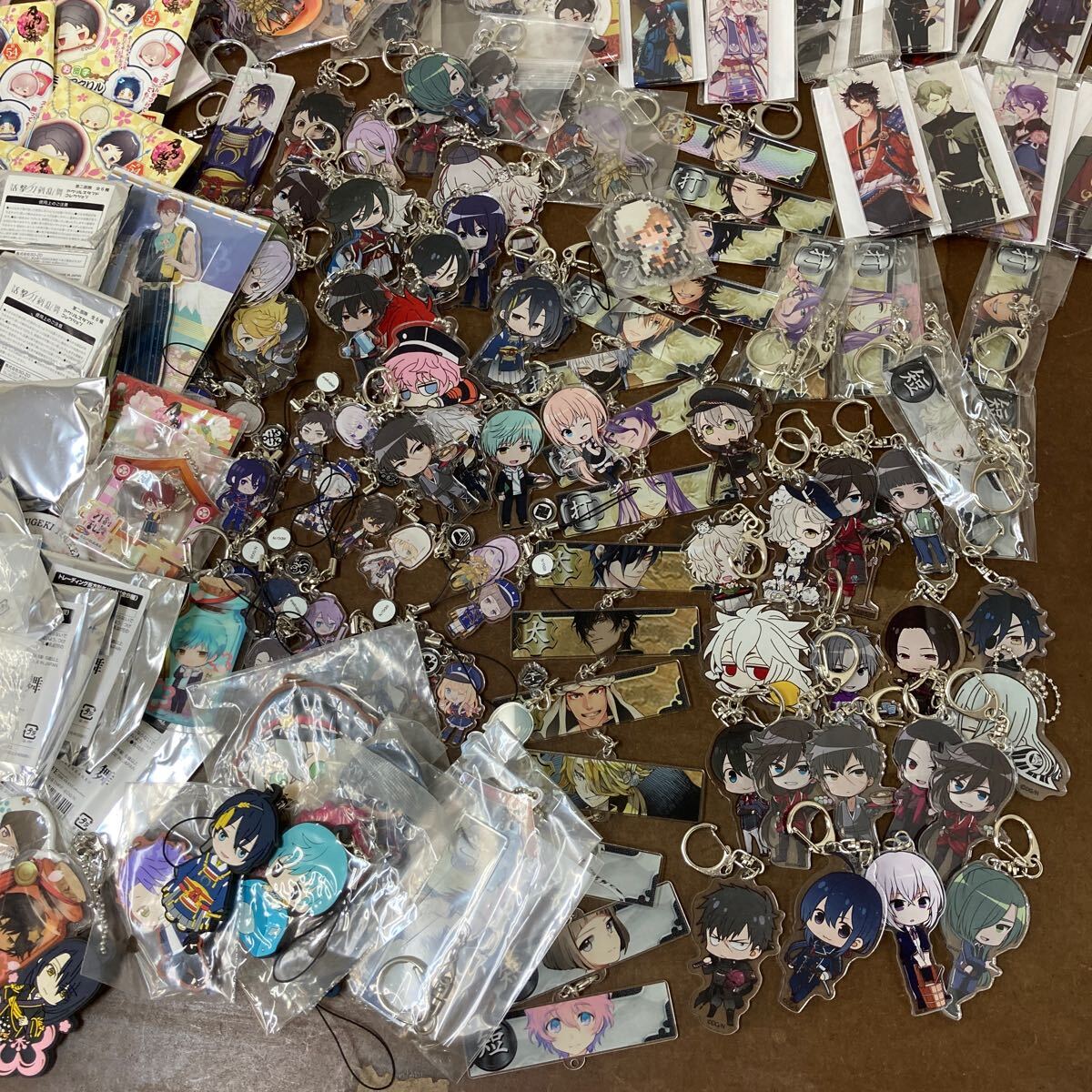 RK081) Touken Ranbu can badge acrylic fiber key holder stand Raver strap etc. goods large amount set set sale present condition goods 