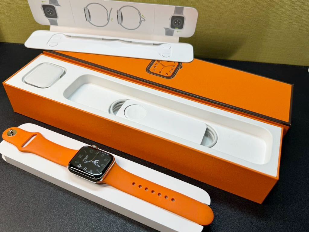 ☆即決 美品 100% HERMESバンド Apple Watch series6 HERMES 40mm アップルウォッチ エルメス GPS+Cellular ステンレス シリーズ6 685の画像2