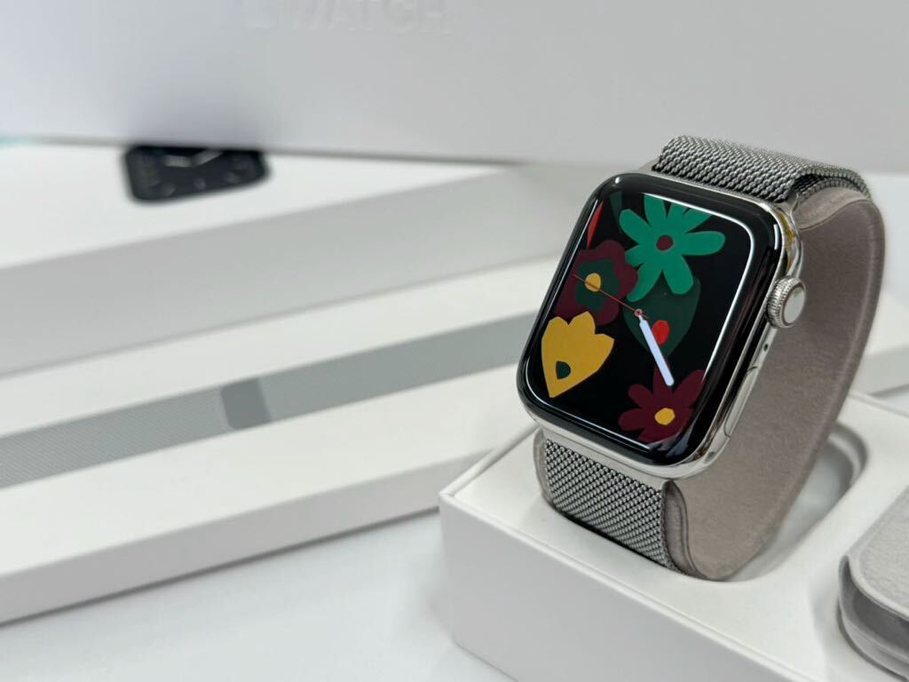 ☆即決 超美品 Apple watch Series5 44mm シルバーステンレス GPS+Cellular 常時点灯 ミラネーゼループ アップルウォッチ シリーズ5 794_画像1