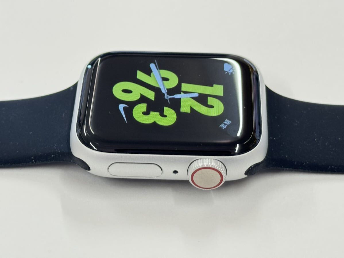☆即決 美品 バッテリー100％ オススメ Apple watch Series5 40mm シルバーアルミニウム Cellularモデル アップルウォッチ シリーズ5 599の画像4
