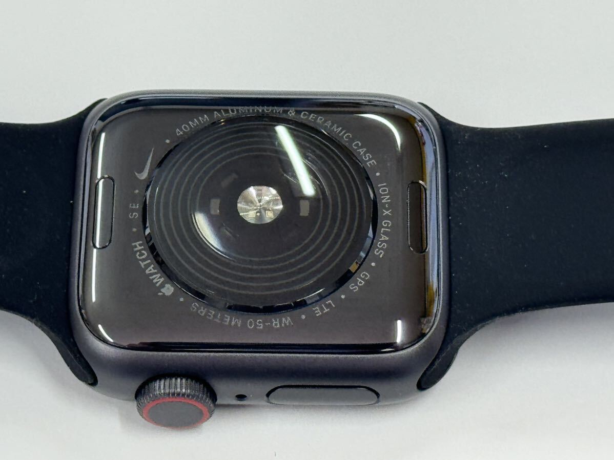 ☆即決 初めての方もおすすめ Apple Watch SE Nike 40mm スペースグレイアルミニウム アップルウォッチ Cellularモデル 593_画像7