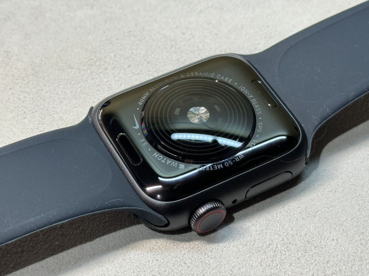 ☆即決 美品 初めての方もおすすめ Apple Watch SE Nike 40mm スペースグレイアルミニウム アップルウォッチ GPS+Cellularモデル 686の画像6