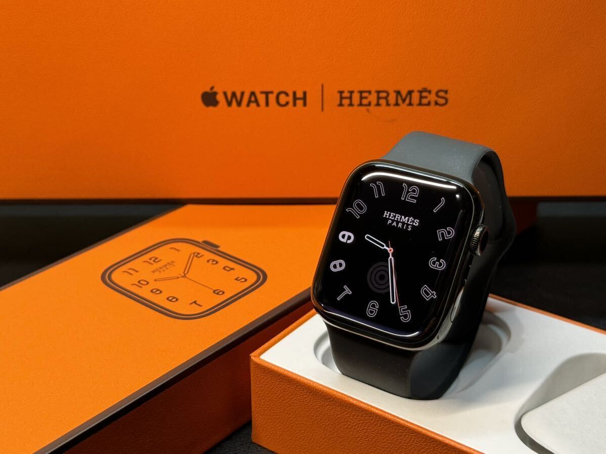 ☆即決 美品 バッテリー100％ Apple Watch series7 HERMES 45mm アップルウォッチ エルメス Cellular 黒 ブラックステンレス シリーズ7 699の画像1