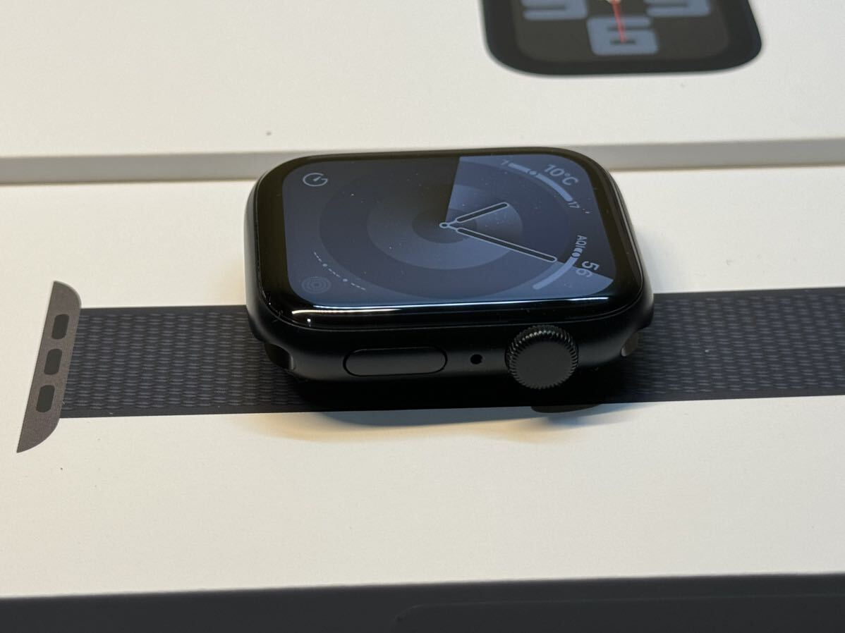 ☆即決 ほぼ未使用 バッテリー100% Apple Watch SE2 44mm ミッドナイトアルミニウム アップルウォッチ GPSモデル 713