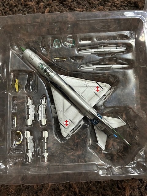 ホビーマスター 1/72 MIG-21MF ポーランド空軍 ビッグフィッシュ HA0103 used 現状品の画像3