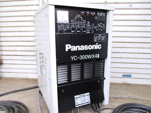 ★Panasonic TIG溶接機 YC-300WX4T00 2022年製 三相200V 溶接機★JITBOXの画像1