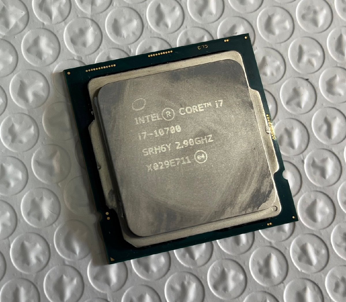 ■送料無料■ CPU Intel CORE I7-10700 2.9ghz 動作未確認の画像1