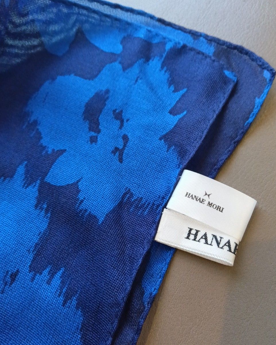 ハナエモリ　HANAE MORI　シルク100%　ネイビーブルー系　ストール　スカーフ