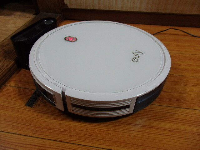 ANKER eufy RoboVac 11S (T2108) robot vacuum cleaner consumer electronics used Junk 