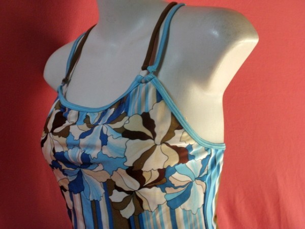 USED Jantzen swimming wear size 9M blue / white color 