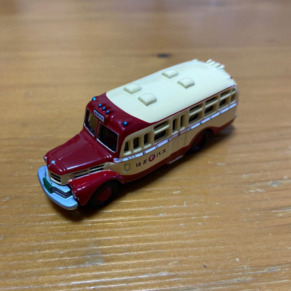 トミカリミテッド ミニカー ダイキャト TOMICA LIMITED いすゞ ボンネットバス ISUZU BONNET BUS はとバス 新日本観光株式会社 1/110の画像2