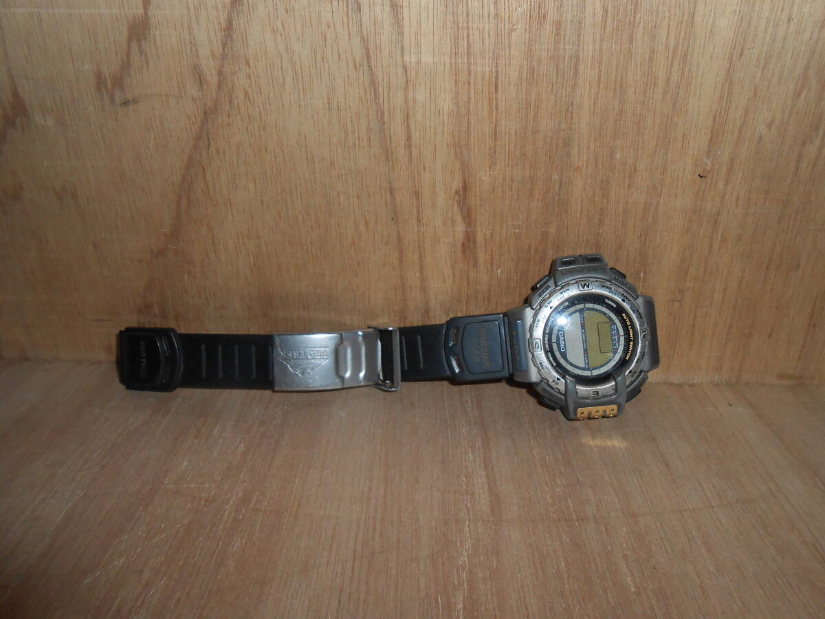 29.- CASIO PROTREK PRT-40 メンズ腕時計の画像1