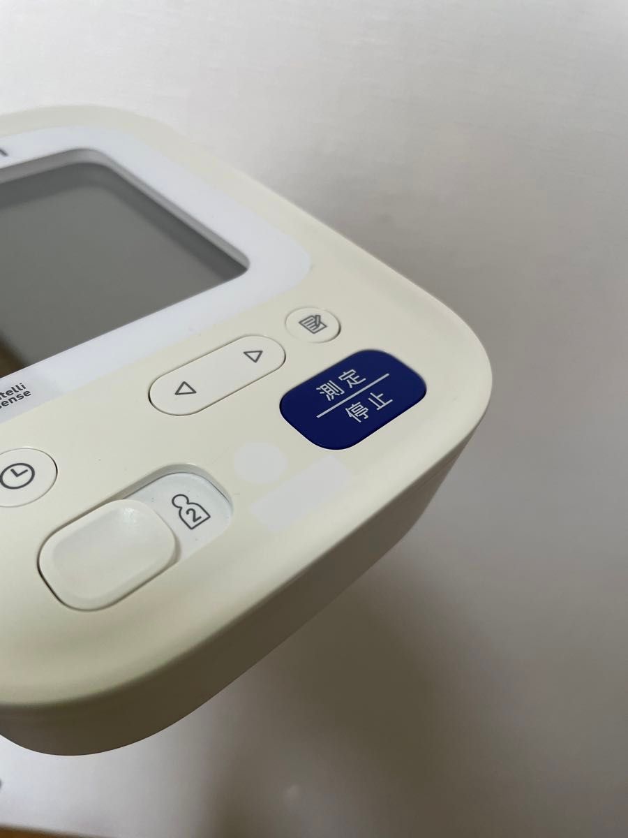 OMRON 自動電子血圧計  オムロン上腕式血圧計  スタンダード19シリーズ HCR-7202