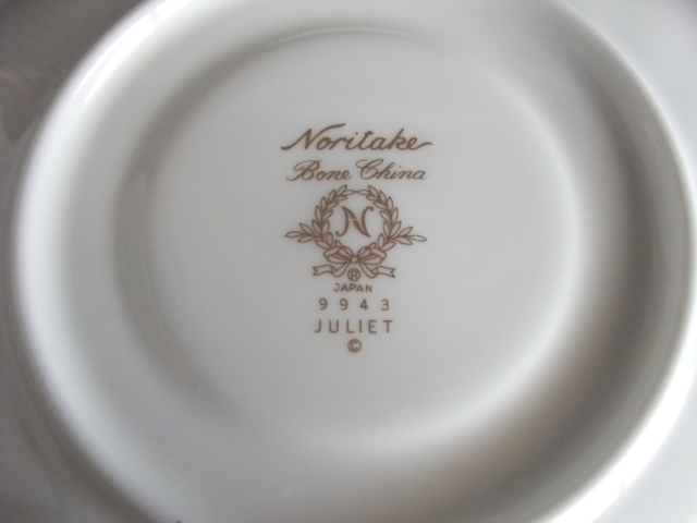 Noritake◆ノリタケ 素敵なカップ＆ソーサー2客セット JULIET ジュリエット 脚付き カップ ペア_画像10