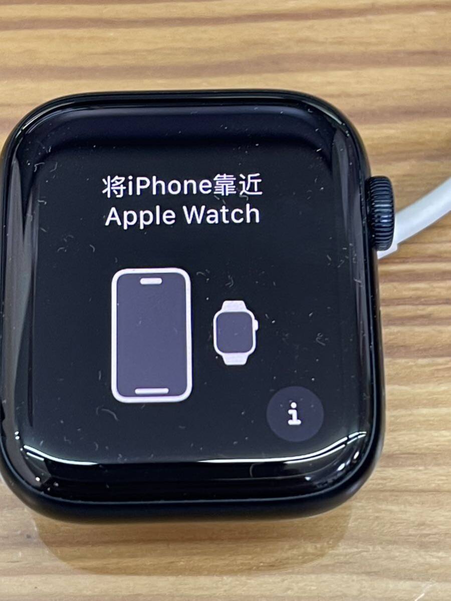 美品 Apple Watch SE2 第2世代 44mm ミッドナイトアルミニウムケース＋ミッドナイトスポーツバンドの画像2