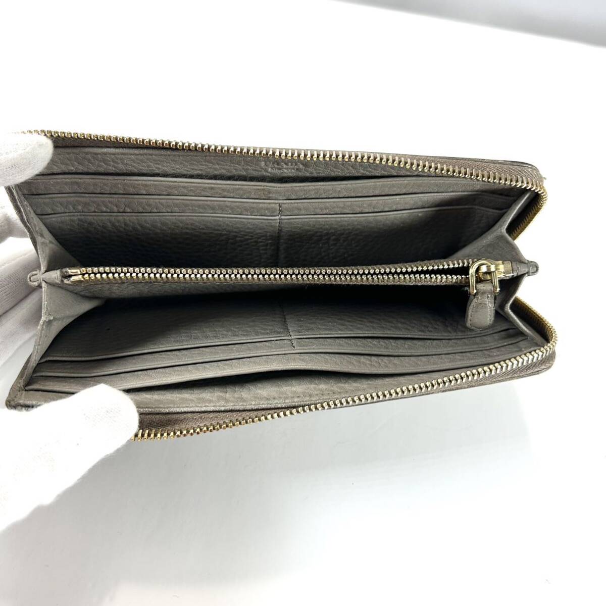 1円〜 プラダ PRADA 長財布 レザー ウォレット L字ジップ 金具 ロゴ レディース メンズ グレー系 コインケース 札入れの画像4