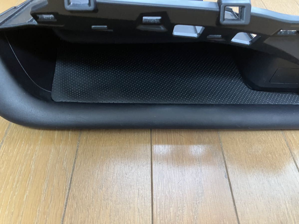 nhp10 aqua black piano gs interior 