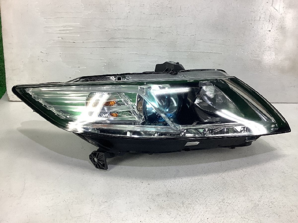 レンズ リペア品 クリヤー塗装済 CR-Z ZF1 純正 HID 右 ヘッドランプ コイト/100-22010 ZF2 前期 レベライザー付 キセノン 点灯OK 棚A8-3の画像4