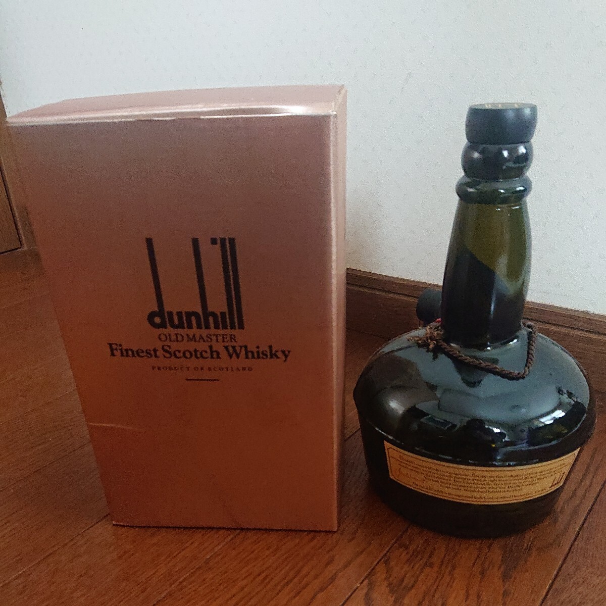 ダンヒル dunhill オールドマスター ファイネスト スコッチ ウイスキー 空瓶 年代物 昭和レトロの画像2