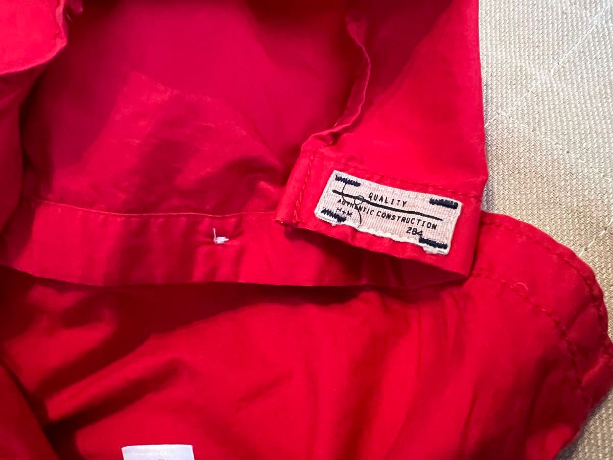 美品　ボタンダウンシャツ　H&M 赤　シャツ　長袖　コットン　綿100 110 120 L.O.G.G ロンT レッド　クリスマス